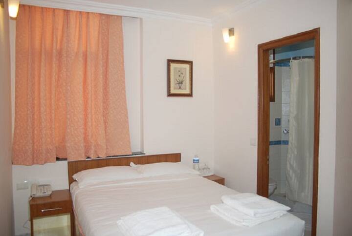 Hotel Kesar D'Villa